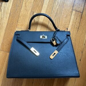 NEVER USED - Kelly Handbag